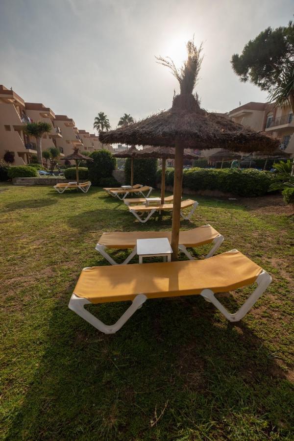 Aparthotel Las Dunas Chiclana de la Frontera Exteriör bild