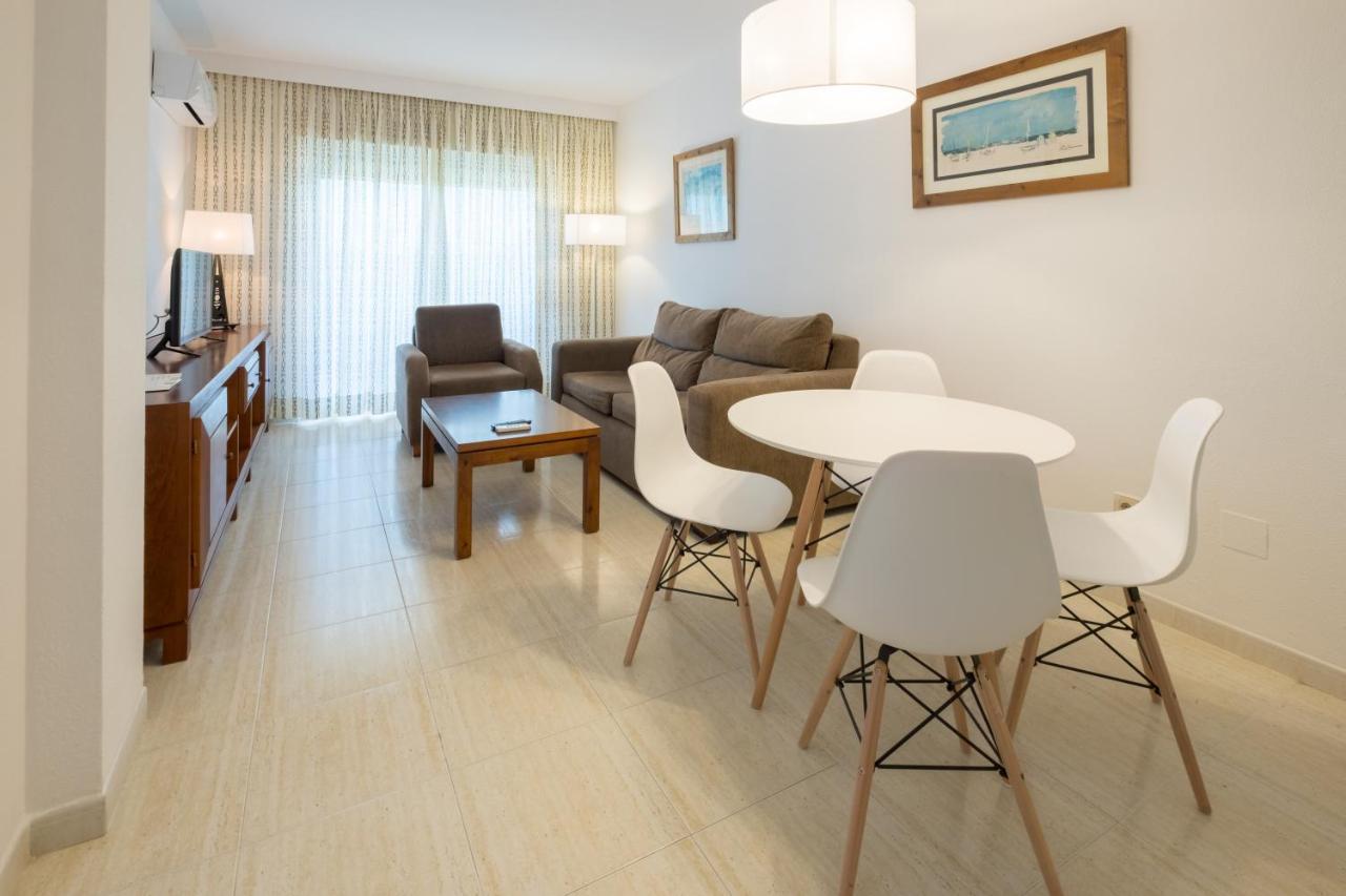 Aparthotel Las Dunas Chiclana de la Frontera Exteriör bild