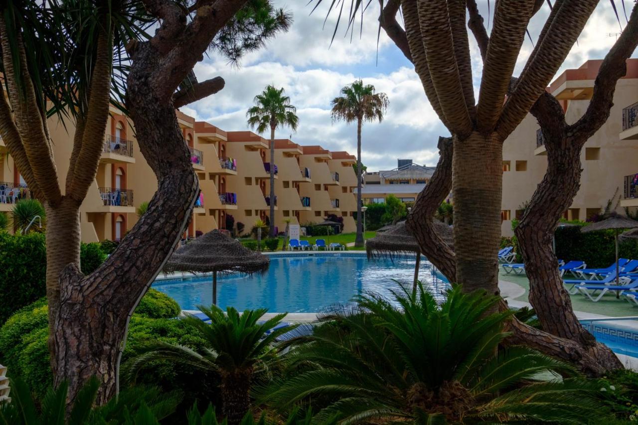 Aparthotel Las Dunas Chiclana de la Frontera Exteriör bild