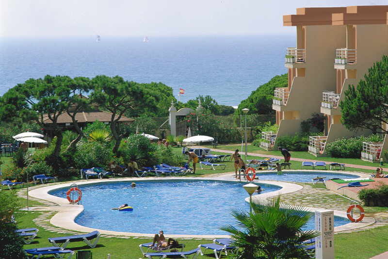 Aparthotel Las Dunas Chiclana de la Frontera Exteriör bild