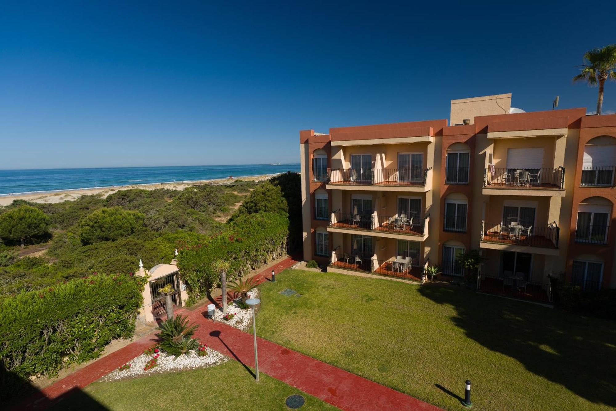 Aparthotel Las Dunas Chiclana de la Frontera Exteriör bild